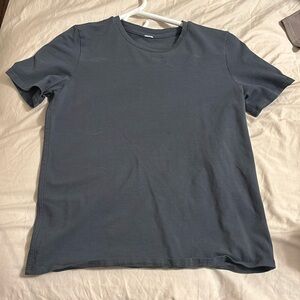LULULEMON Organic Cotton Straight-Hem Crewneck T-Shirt

Color: Oil Grey